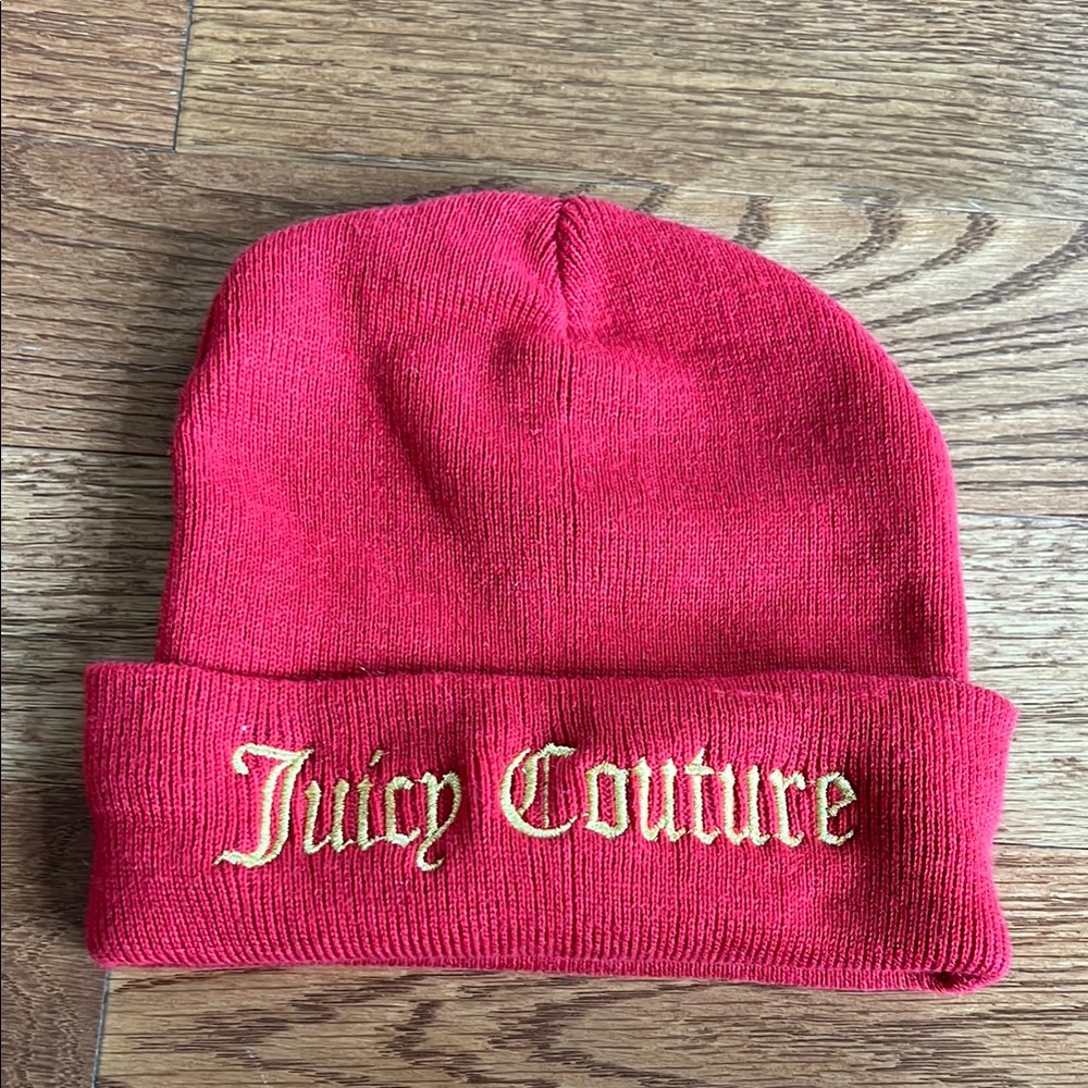 Juicy Couture red knit hat with logo on front and Yes Oui Can on back